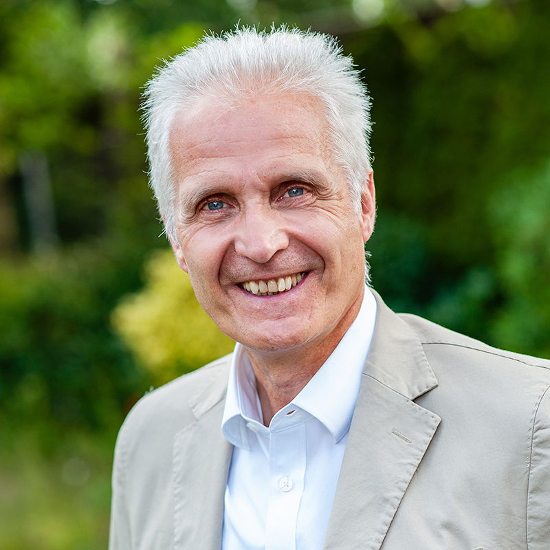 Dr. Klaus Strautmann